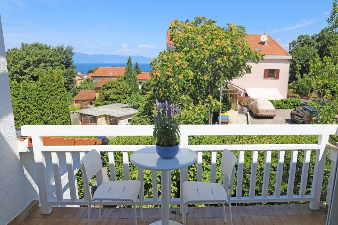 Apartment Hudan Malinska Luaran gambar