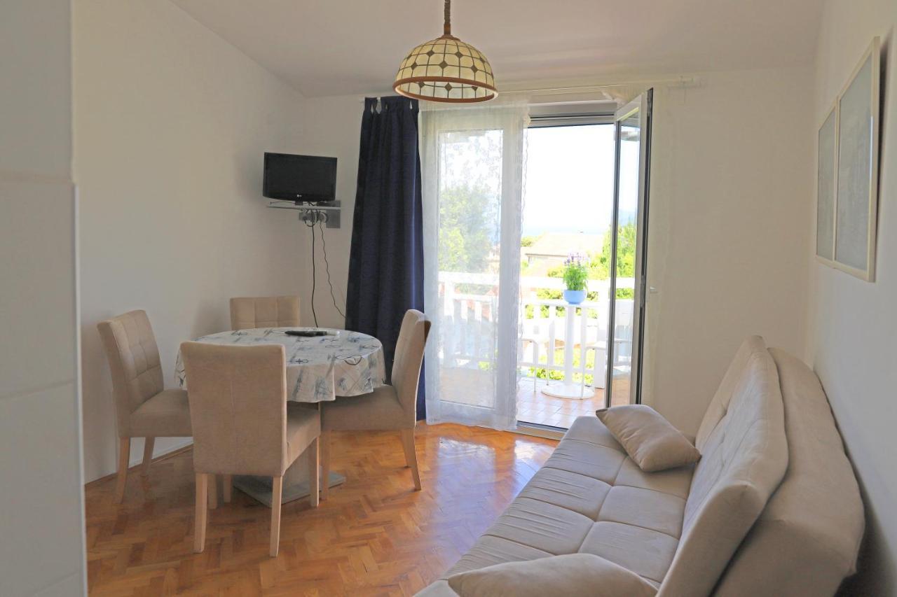 Apartment Hudan Malinska Luaran gambar