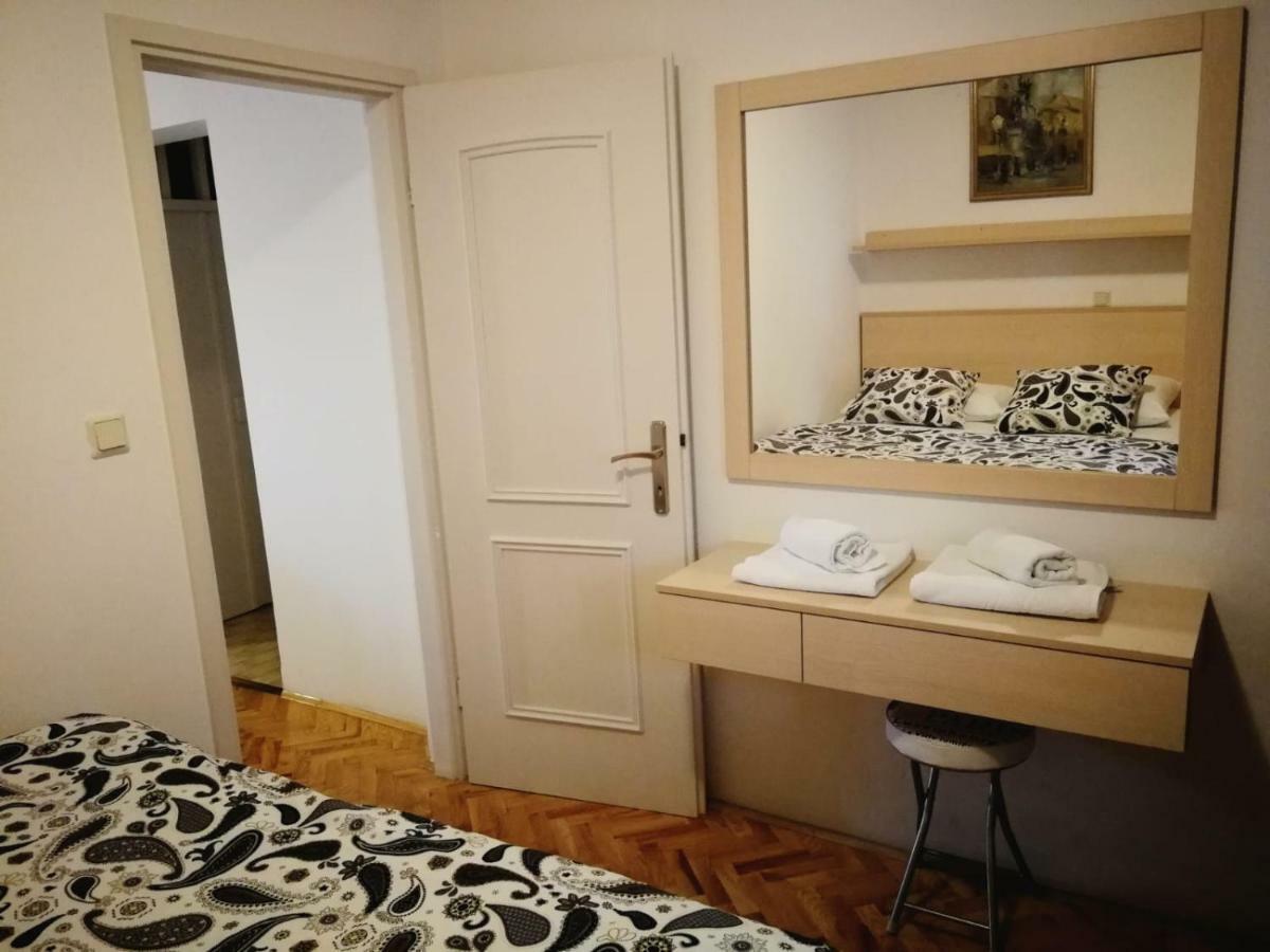 Apartment Hudan Malinska Luaran gambar